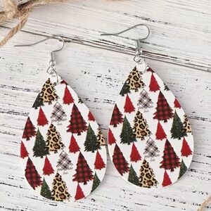 Christmas 🎄 Earrings